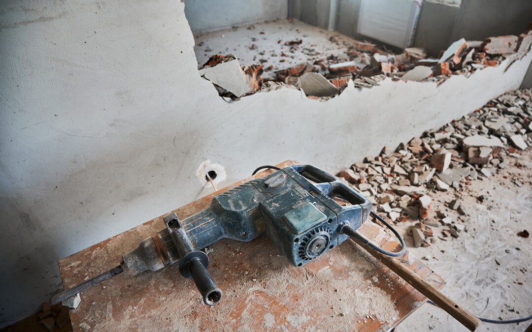 Törmelék elszállítás: hogyan szabaduljon meg gyorsan és egyszerűen az építési hulladéktól?